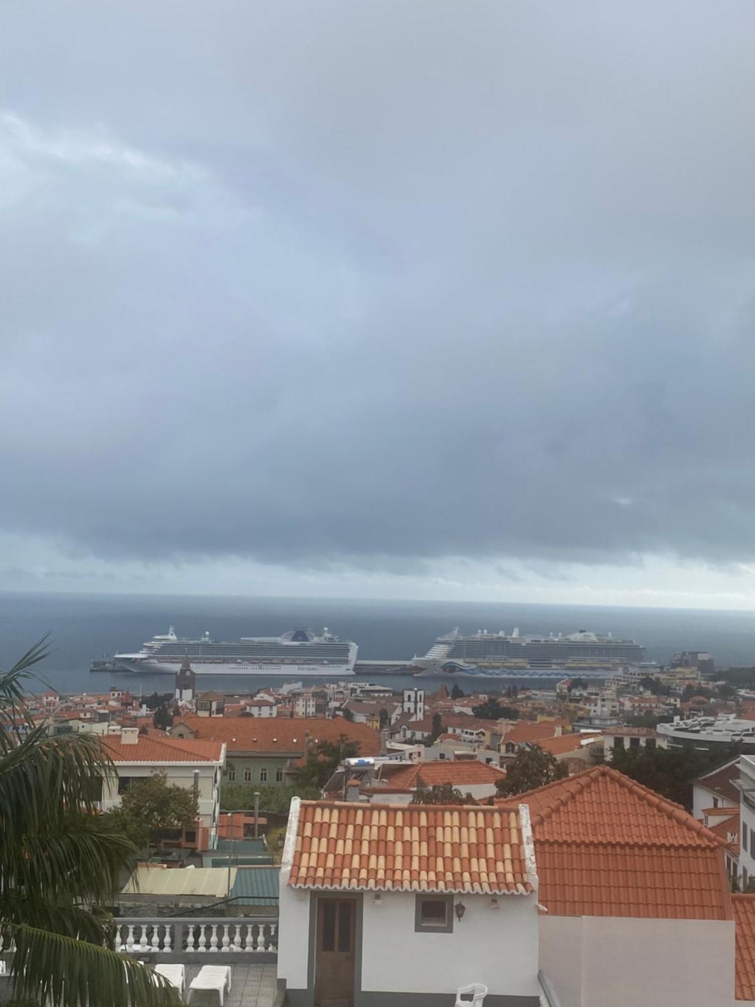 Valhalla Panorama - The Old Residencial Pina Φουνκάλ Δωμάτιο φωτογραφία