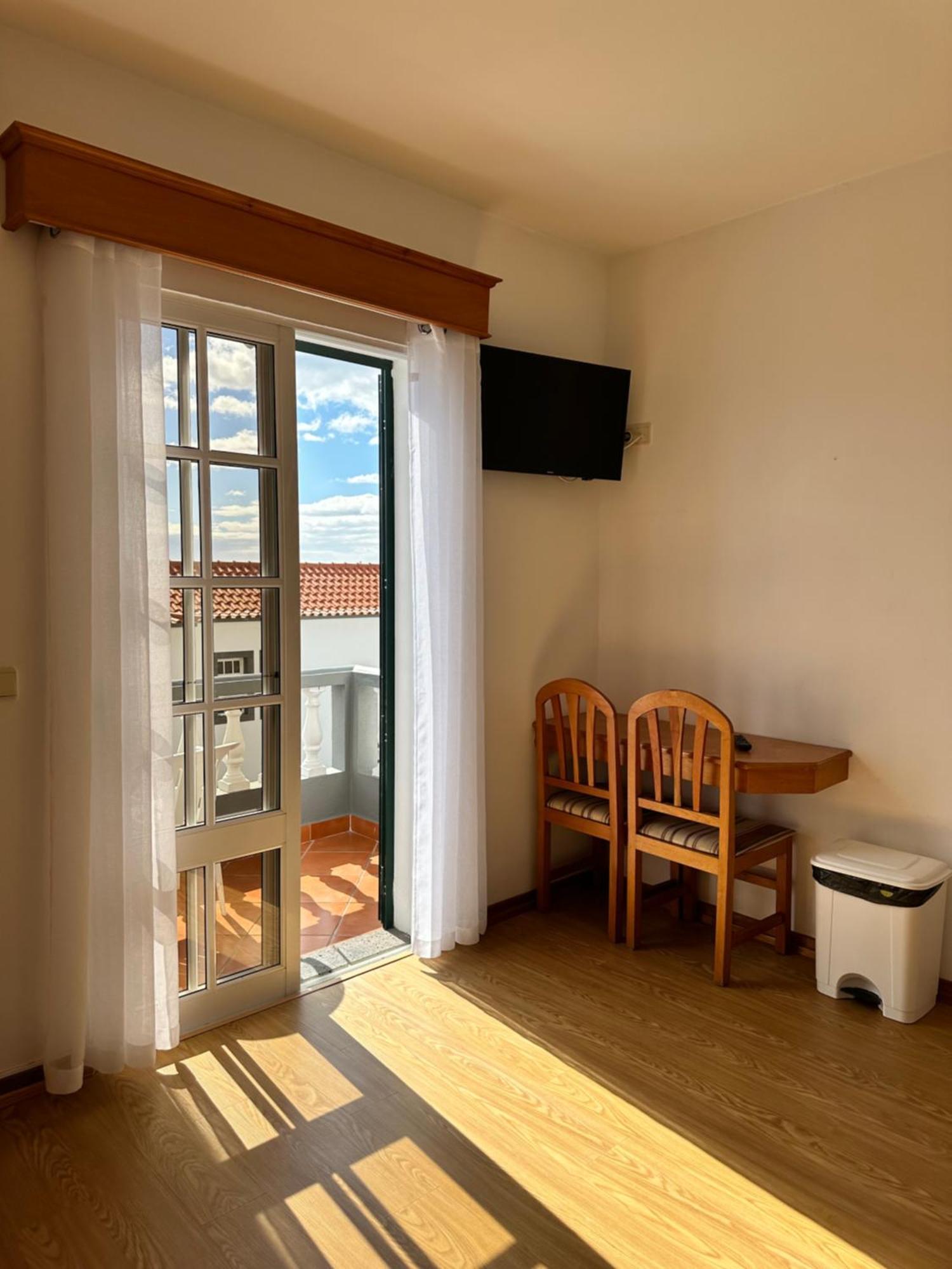 Valhalla Panorama - The Old Residencial Pina Φουνκάλ Δωμάτιο φωτογραφία