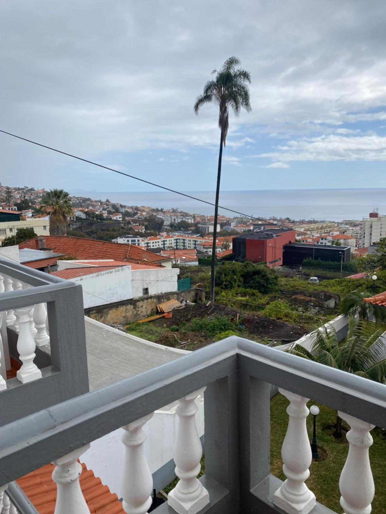 Valhalla Panorama - The Old Residencial Pina Φουνκάλ Δωμάτιο φωτογραφία