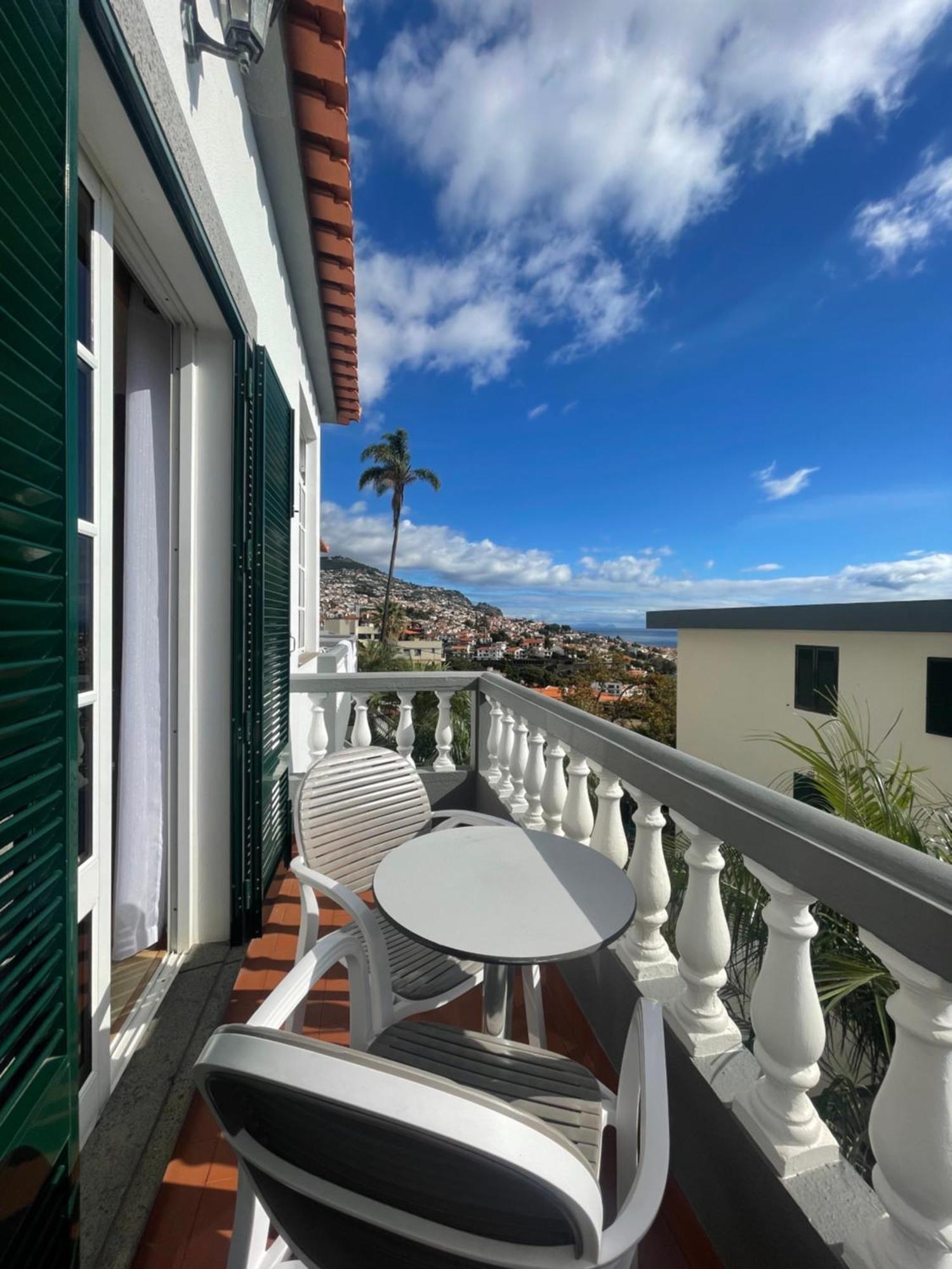 Valhalla Panorama - The Old Residencial Pina Φουνκάλ Δωμάτιο φωτογραφία