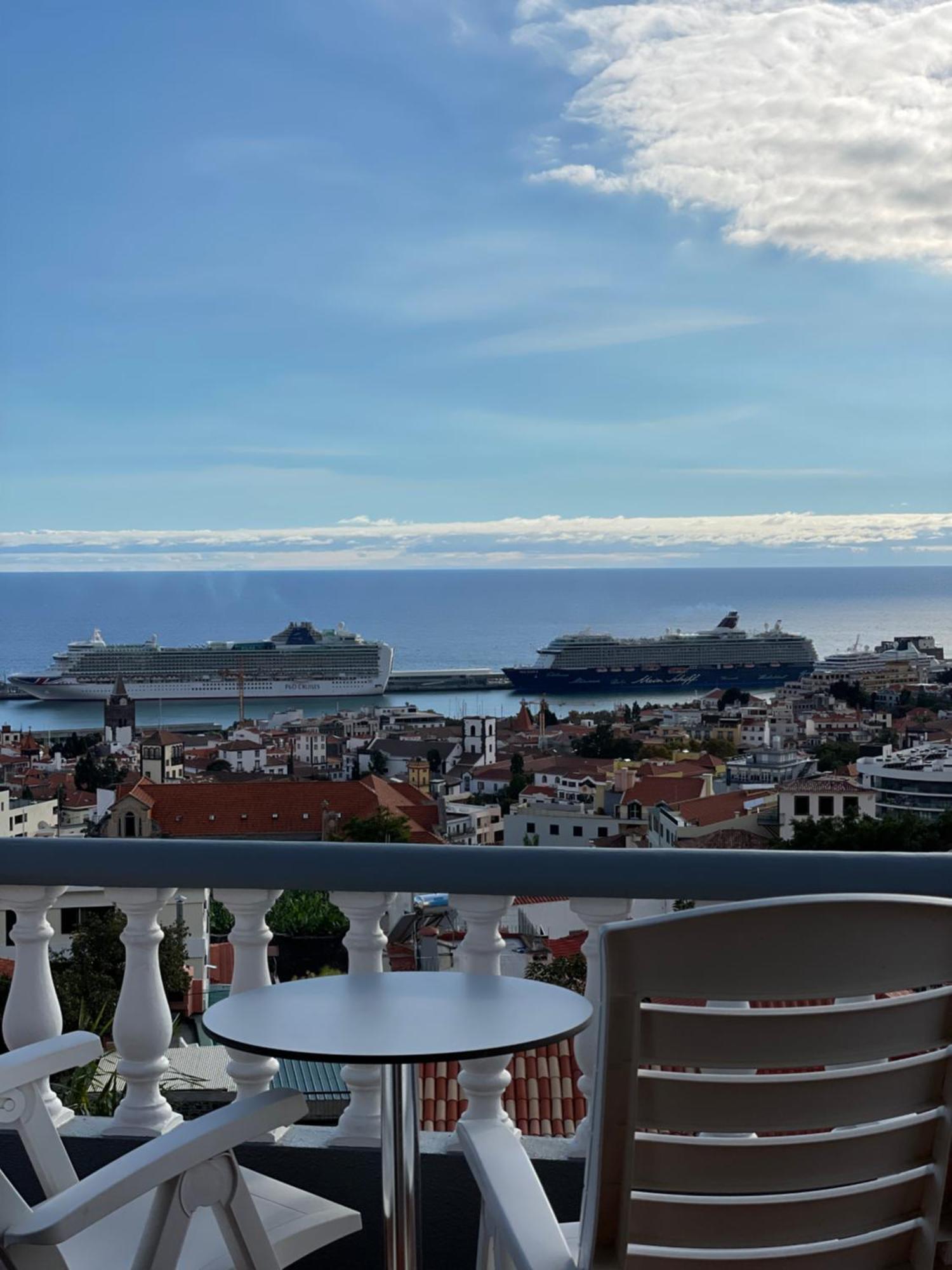 Valhalla Panorama - The Old Residencial Pina Φουνκάλ Δωμάτιο φωτογραφία