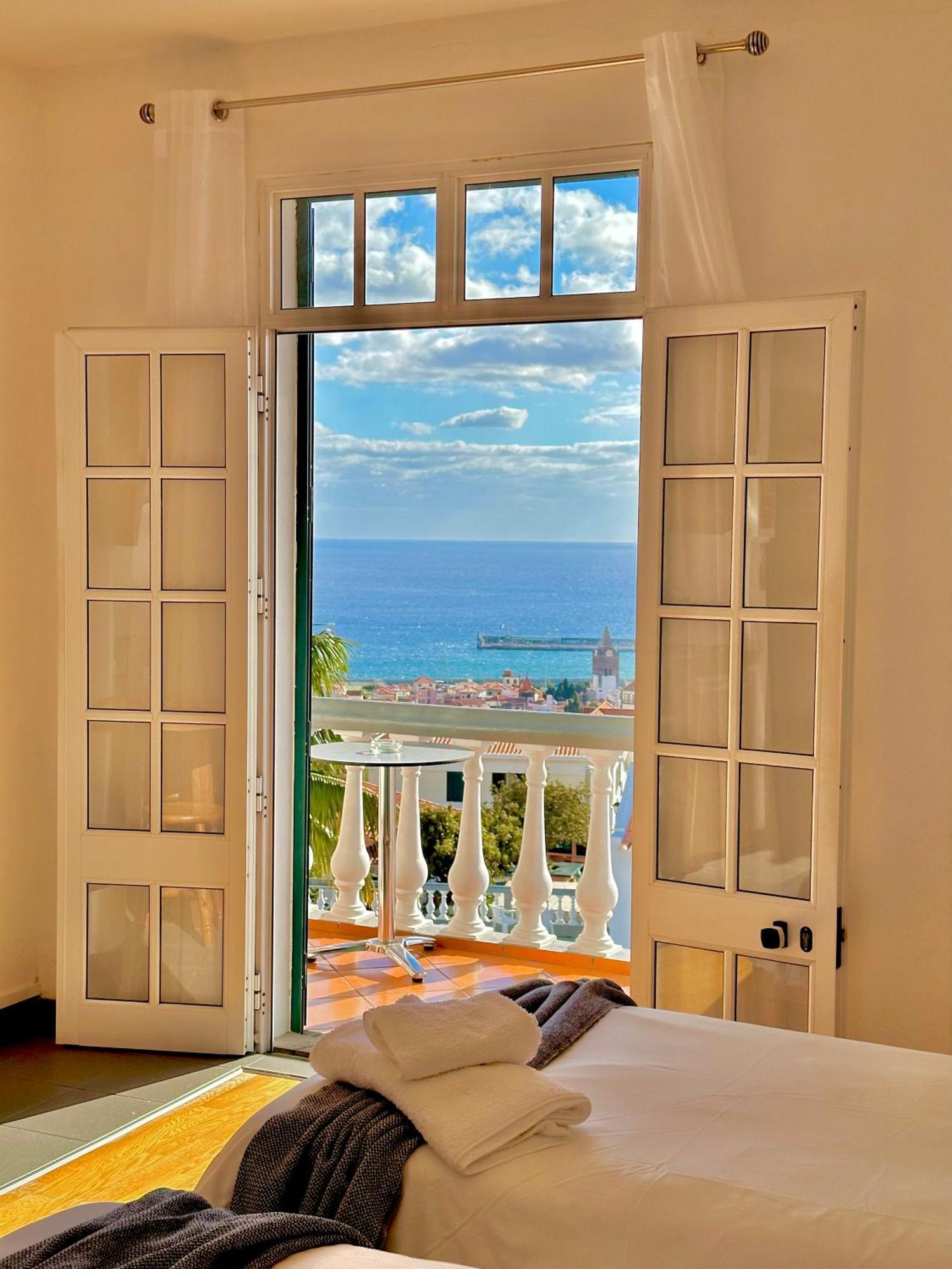Valhalla Panorama - The Old Residencial Pina Φουνκάλ Δωμάτιο φωτογραφία